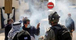 اعتقلت قوات الاحتلال الإسرائيلي ثلاثة مواطنين فلسطينيين بعد أن اعتدوا عليهم جنوبي مدينة نابلس