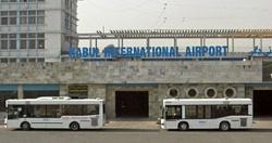 قتل 3 اشخاص في اطلاق نار بمطار كابول اثناء تفريق الحشود
