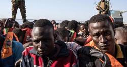 خفر السواحل الليبى ينقذ 31 مهاجرا غير شرعى