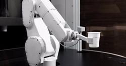 ال جى CLOi ServeBot تقدم روبوتا للعمل بالمطاعم فى الولايات المتحده