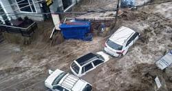 سلاح الجو الهندى ينشر مروحيات للمساعده بعمليات الاغاثه من الفيضانات