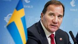 البرلمان السويدي لا يثق برئيس الوزراء ، هذه سابقة تاريخية