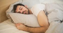 حافظ على صحة قلبك ودماغك تعرف على فوائد النوم العميق