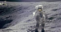 تعرف ما هو 4 حقائق حول رحله نيل ارمسترونج على سطح القمر بمناسبه ميلاده