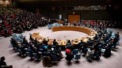 يدعو مجلس الأمن التابع للأمم المتحدة جميع الأطراف في العراق إلى حل الخلافات الانتخابية سلمياً