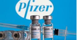 تقوم شركة Pfizer بتطوير نسخة جديدة من لقاح COVID21 covid19 ، والتي يمكن تخزينها في الثلاجة