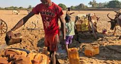 الصومال تبحث مساهمه بريطانيا في اغاثه المتضررين من موجه الجفاف
