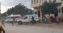الشرطه الصوماليه انتحاري يفجر نفسه بالقرب من مستشفى مقديشو