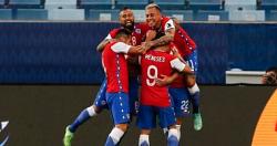 وتغلب المنتخب التشيلي على بوليفيا في دور المجموعات بكأس أمريكا وفاز بالمجموعة الأولى فيديو