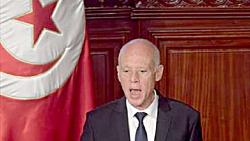 العاجلة أعفى الرئيس التونسي قسما من منصب رئيس الوزراء