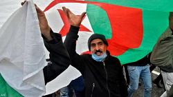 انطلاق الانتخابات التشريعيه الجزائريه وفتح صناديق الاقتراع