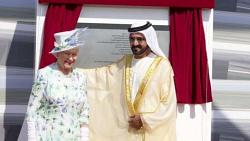 الرئيس الاماراتي وحاكم دبي ينعيان ملكه بريطانيا