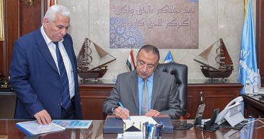 Reducing admission to the secondary school in Alexandria to 220 degrees