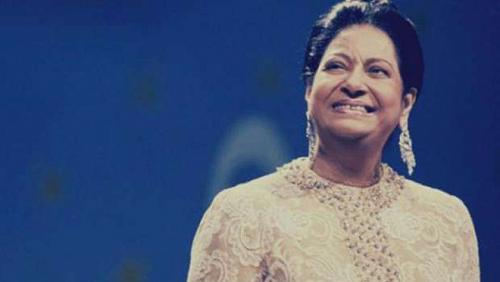 The poet who has the abusive statements of Umm Kulthum said a mistake