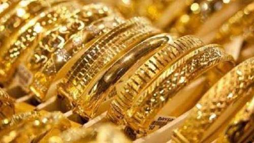 Gold prices achieve the third rise during todays trading with 14 pounds