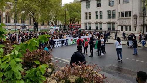 A supporting march in London for the Palestinian and Egyptian issue