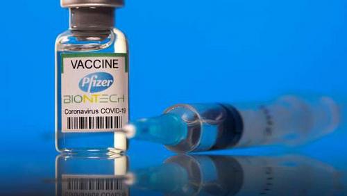 A modern study decreased the effectiveness of Pfizer vaccine for half after 6 months of the second dose