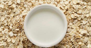 The benefits of oatmeal on breakfast helps to feel full and weight loss