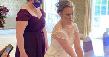 A British bride with a microelectant walked on her wedding day I knew the story