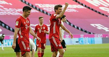The closing of the German league Bayern Munich celebrates the title and a live conflict