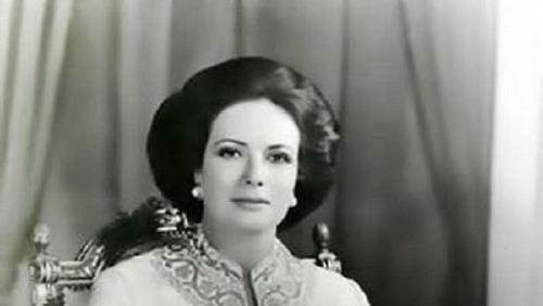 Sanaa Mansour tells her memories with Jihan Sadat and daughter of a country and saved me once