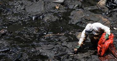 Peru has registered volunteers to clean the leakage of 6 thousand barrels of oil on its shores