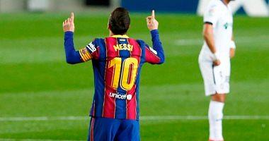 Messi gets 300 million euros in two seasons with Barcelona