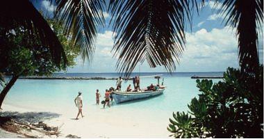 See the first tourist resort of Maldives in 1972 before becoming the most charming places