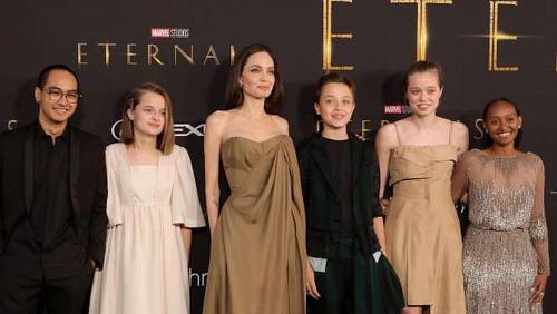 The daughter of Angelina Jolie wears her mothers dress in the special offer for the movie Eternals