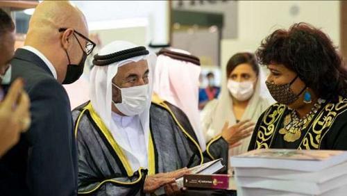 AlQasimi inspecting the wings of Egypt participating in Sharjah Book Fair