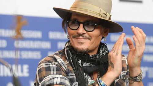 Johnny Depp does not like to watch his films I run away like a terrified mouse