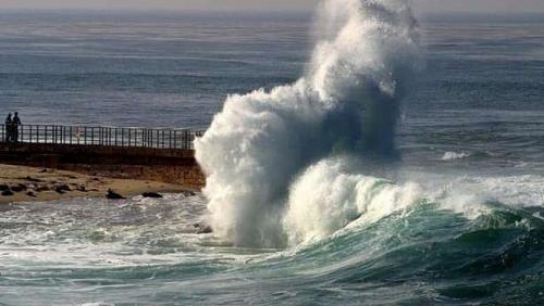 Meteorologists warn holidaymen and hunters rise Red Sea waves for 3 meters