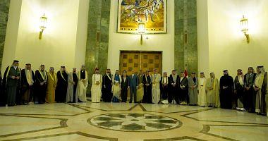 Mustafa AlKadhimi discusses with tribes and senators of Iraq consolidation of community peace