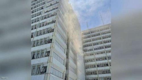 The outbreak of a large fire at the Iraqi Ministry of Health