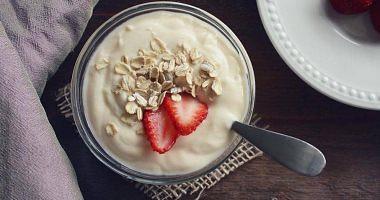 Yogurt is useful for your health prevents Zhaimers injury and the deterioration of the brain and improves memory