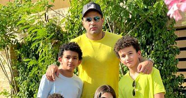 The latest image of Mohamed Nour in Eid alFitr with his four children