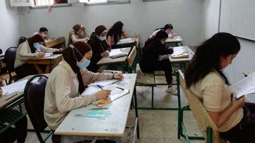 The third year preparatory students in Cairo praises the Arab test directly