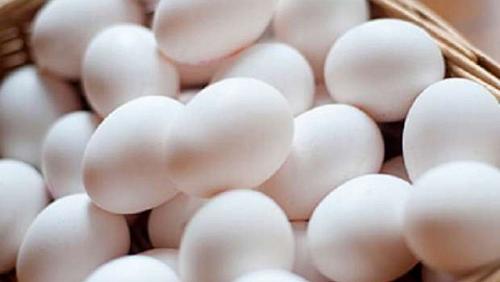 White egg prices rise two pounds and half a day