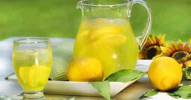 Magic benefits of lemon fights free radicals and enhances immune system