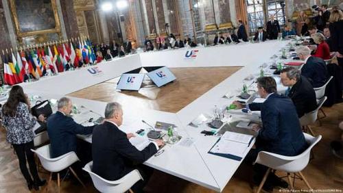 For the first time European summit decides to increase military spending