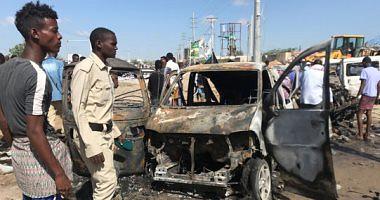 Two killers and 5 injured in a suicide bombing targeted a cafe in the Somali capital Mogadishu