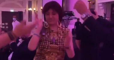 Nabila Obaid dancing on the song Ya Bahr El Hawa in Dubai Video and Photos