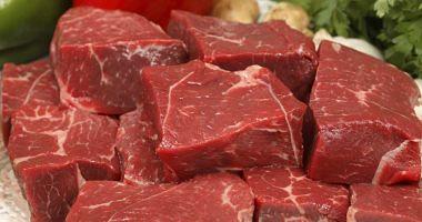 5 reasons forcing you to prevent the elderly from eating red meat
