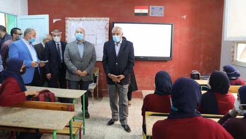 Governor of Giza follows the implementation of the disclosure of the disclosure of perforation and anemia for primary students