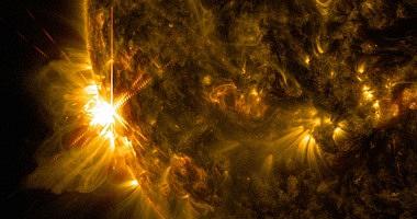 A huge solar storm hit the earth and threatens energy networks