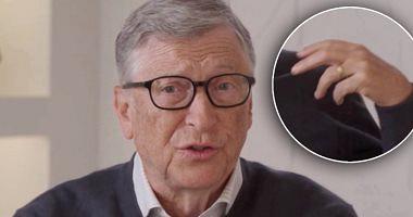 Bill Gates is still wearing a marriage ring with his first appearance after separation video and images