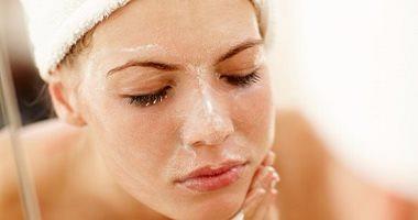 Natural recipes to clean the skin and prevent acne from grapes for honey
