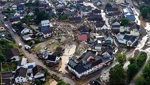 160 dead in Germany Belgium and thousands of displaced persons because of floods
