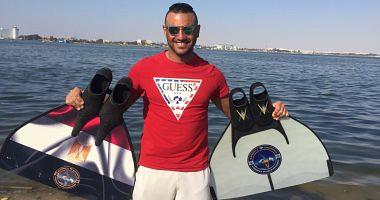 The World Swimmer Sayed Baruki announces the crossing of Suez Canal 6 October
