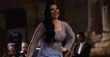 Diana Karazon sings different Arabic dialects at its ceremony at Jerash Festival